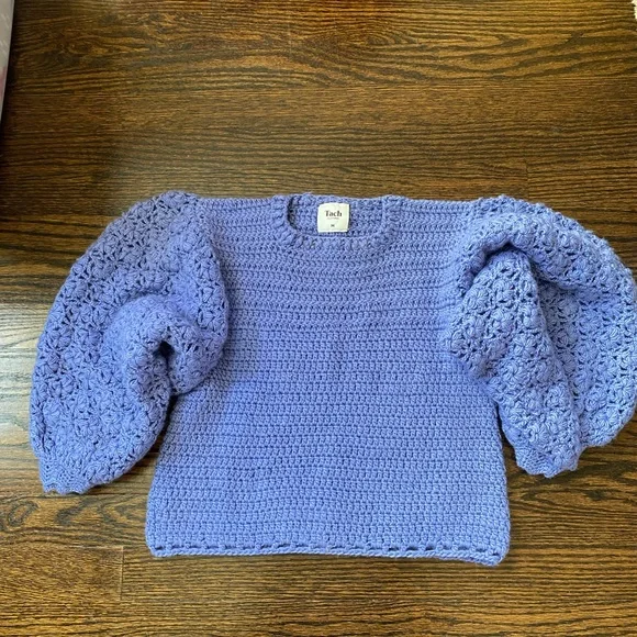 Tach crochet balloon sleeve sweater size medium - Picture 1 of 3